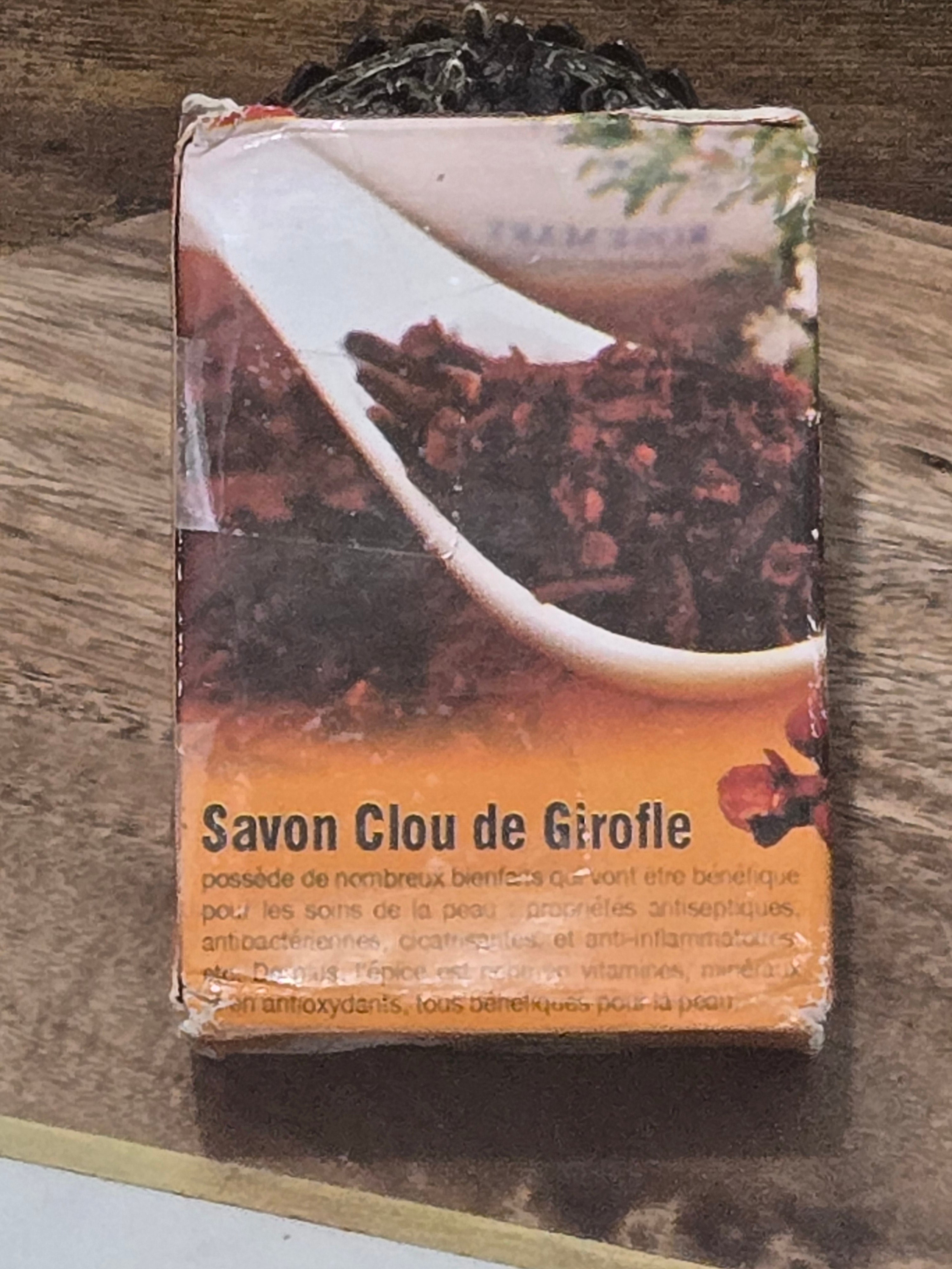 Savon au Clou de Girofle – Nettoyage & soin quotidien 🌿