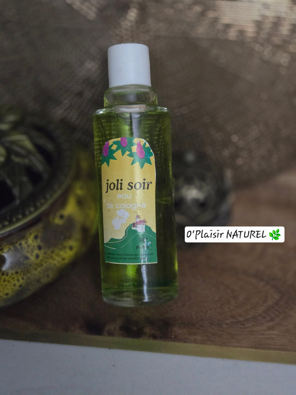 Joli Soir – Eau de Cologne fraîche et spirituelle
Parfum doux pour une soirée apaisée et énergétiquement équilibrée