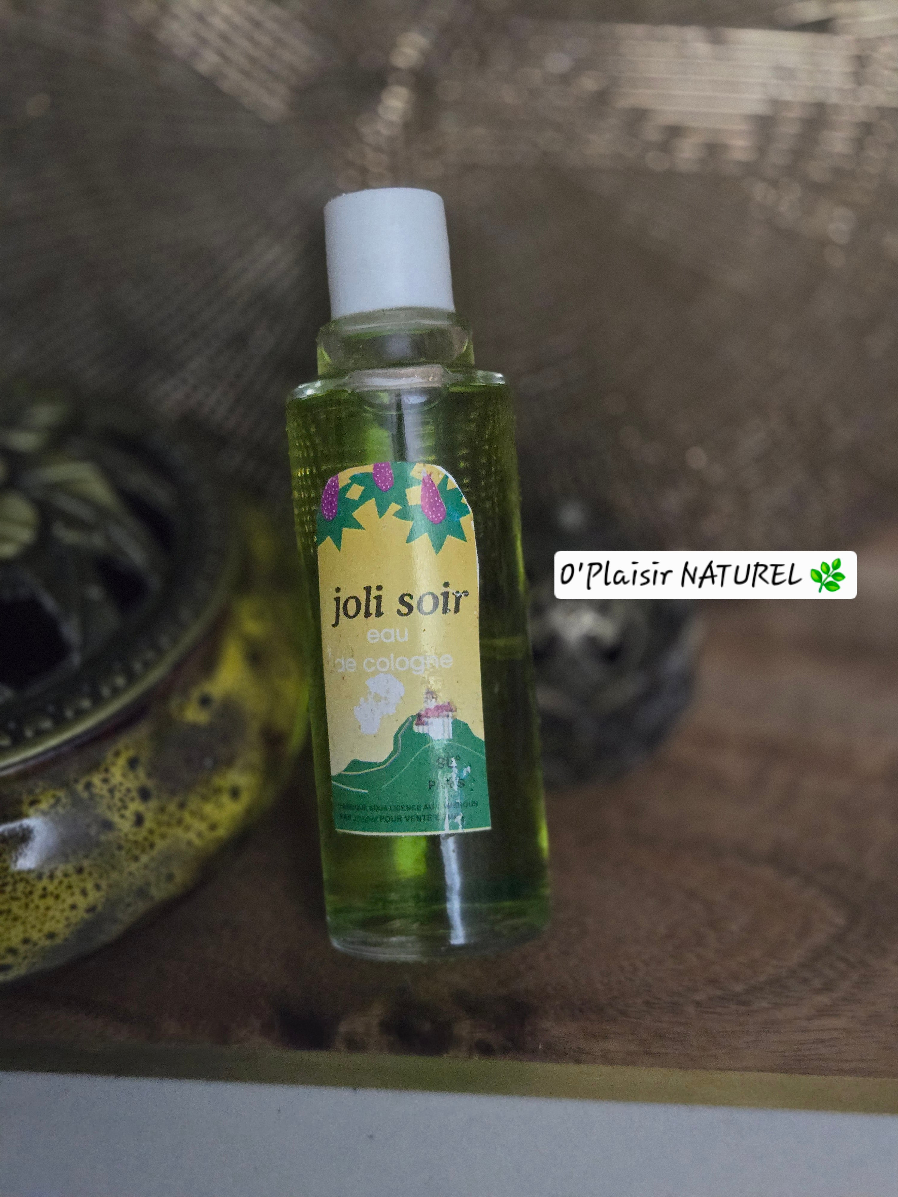 Joli Soir – Eau de Cologne fraîche et spirituelle
Parfum doux pour une soirée apaisée et énergétiquement équilibrée
